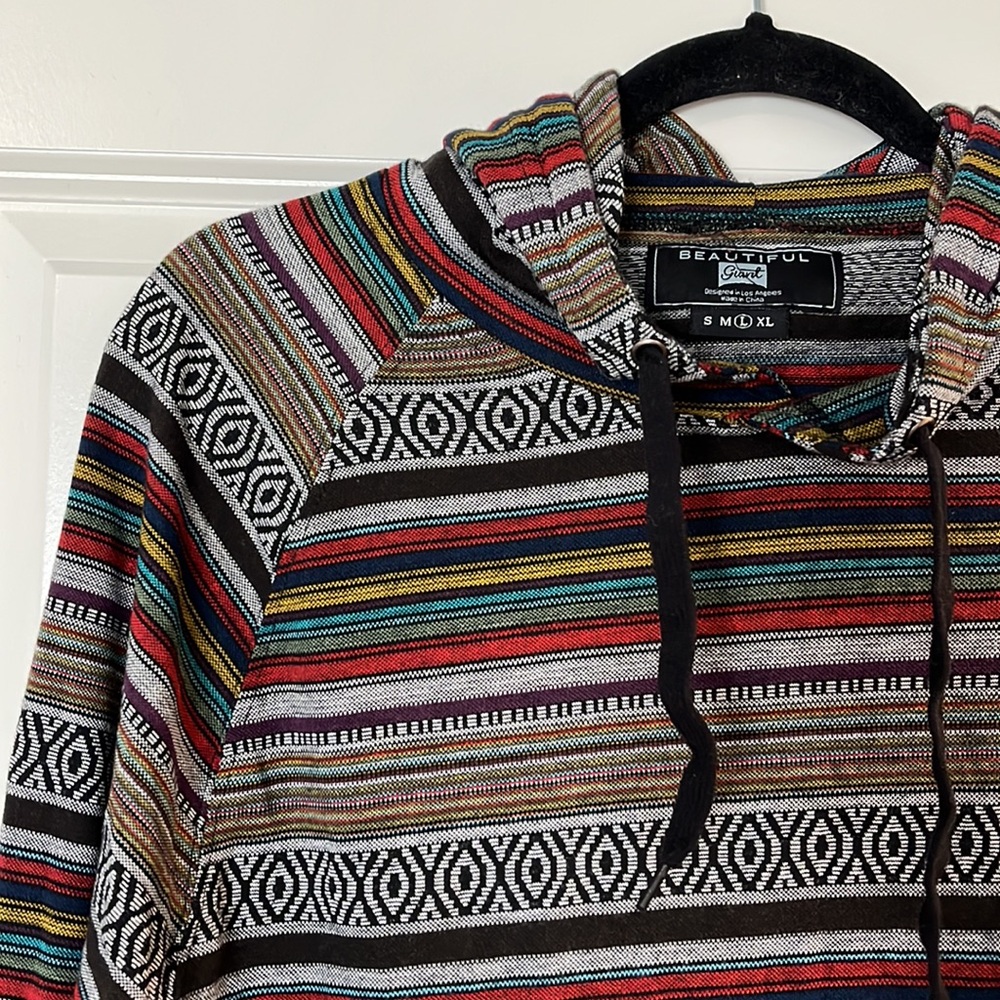 Mens lightweight pull over hoodie